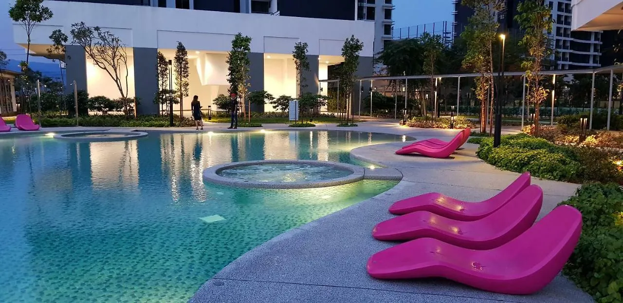 Kl Traders Square Apartment Kuala Lumpur